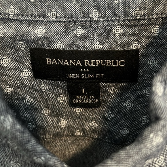 Banana Republic Men’s Large. Linen short sleeve button up. - Picture 2 of 3